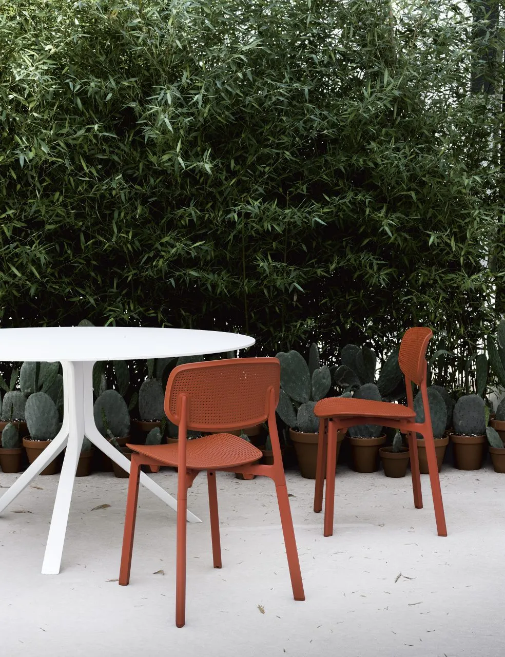 COLANDER Chair
