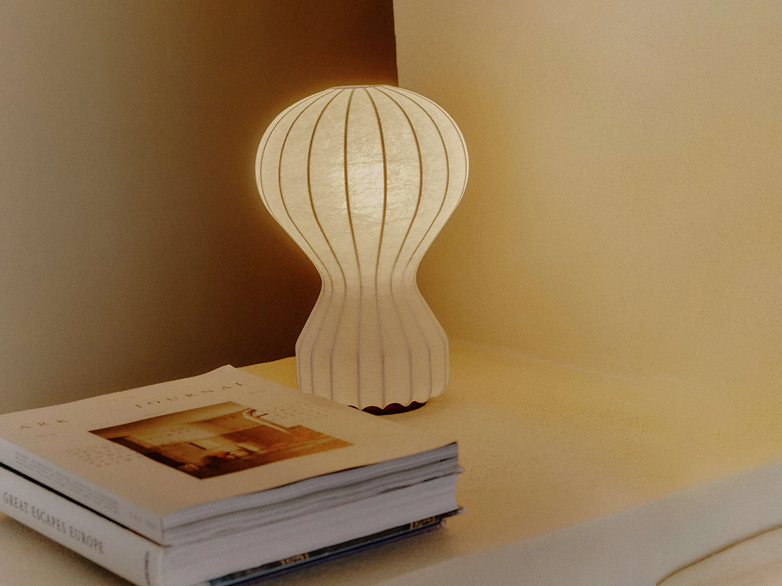 Gatto Table Lamps