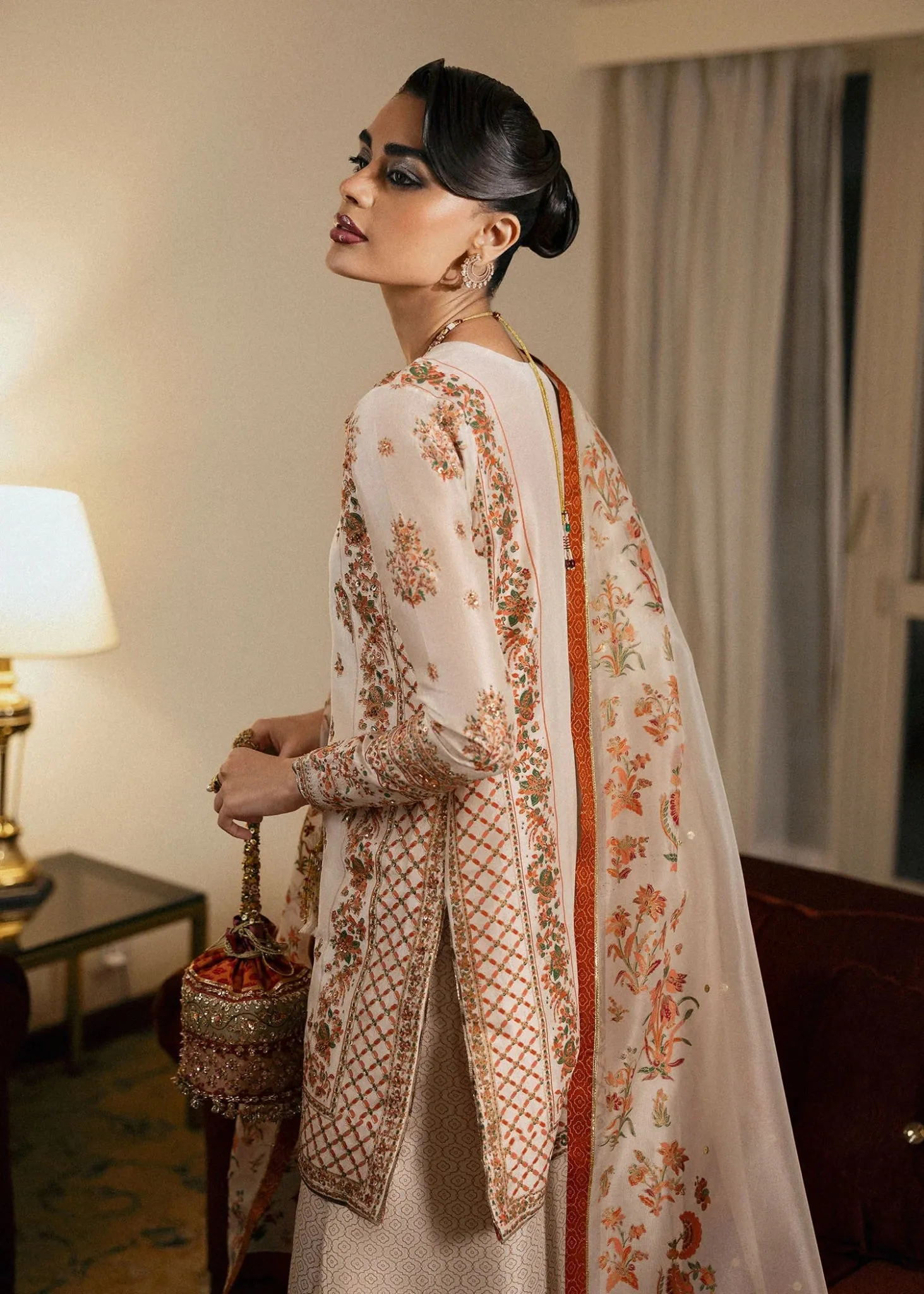 Hussain Rehar | BASIC NOT BASIC V | Livid