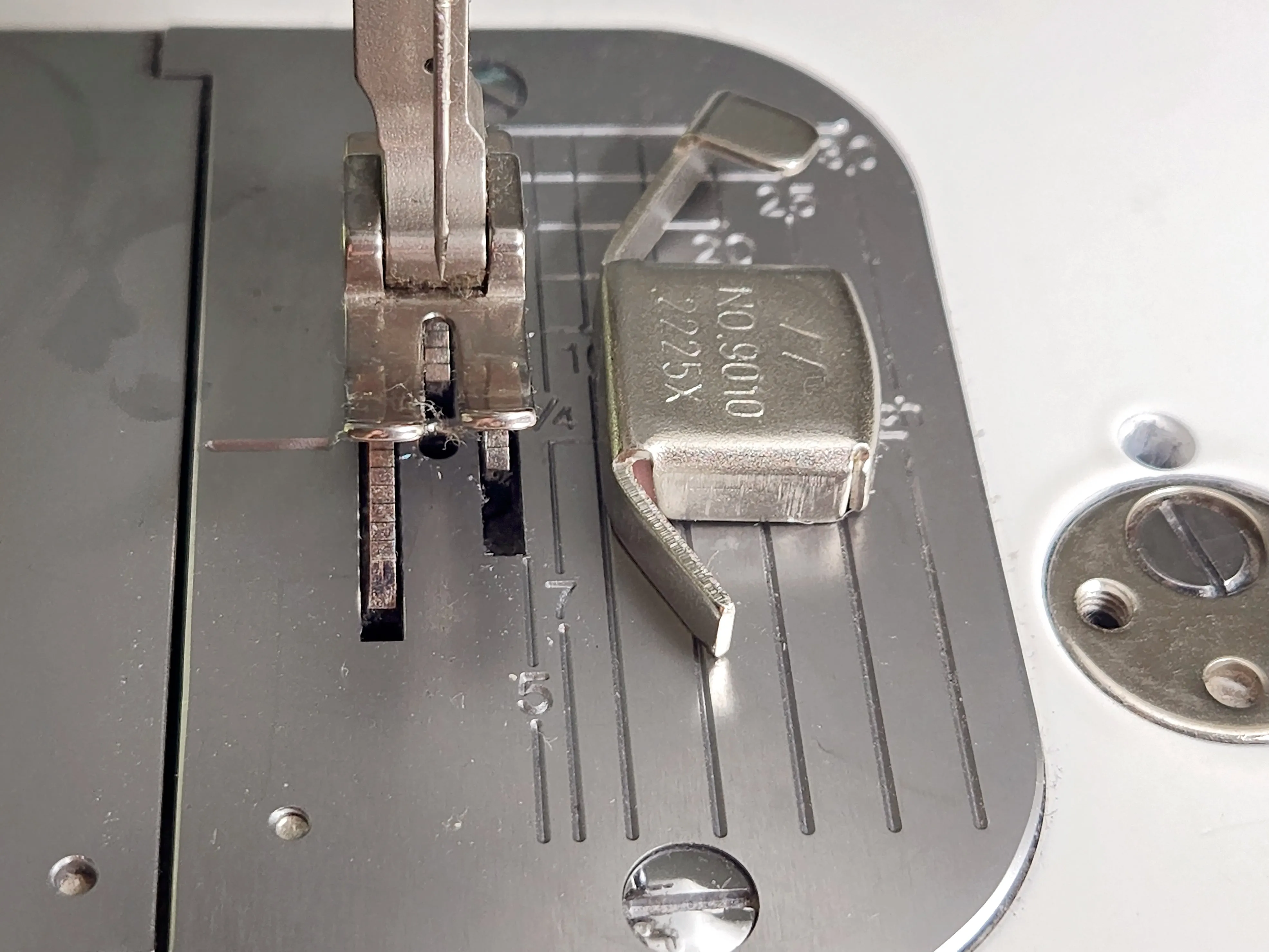 Magnetic Seam Allowance Guide