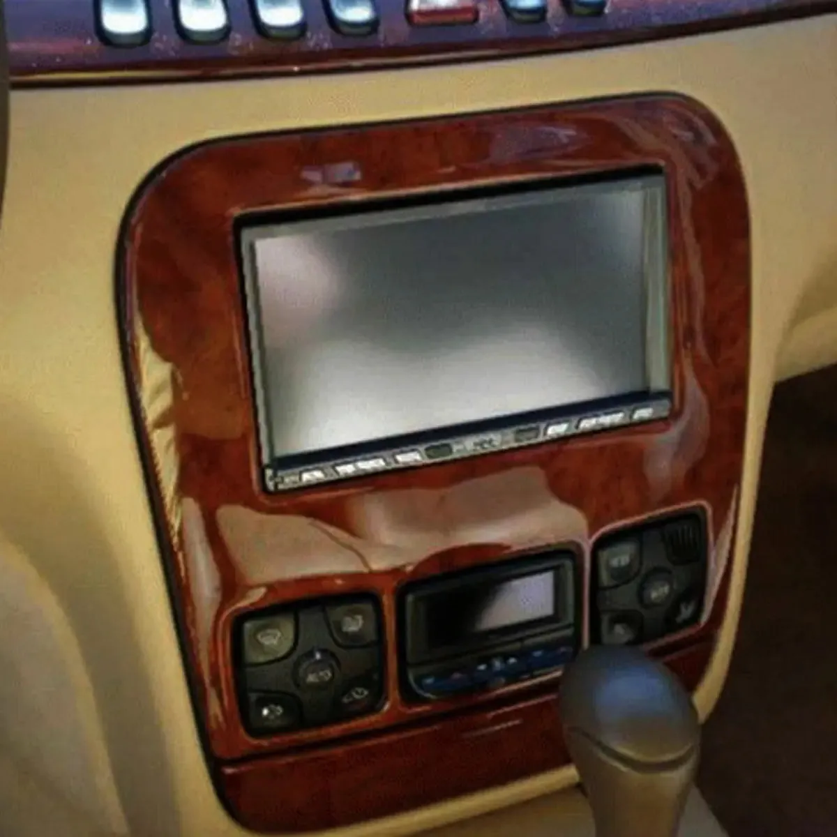 Metra 95-8734W 2DIN Dash Kit for Select 2000-2006 Mercedes Benz S-Class Vehicles