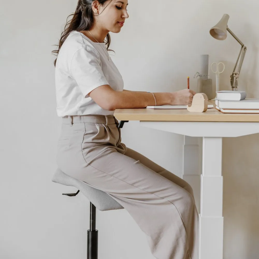 Open Box - Saddle Chair