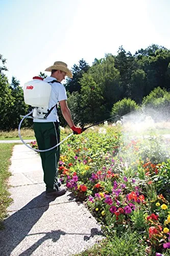 SOLO 10207 4Gl Backpack Sprayer, white