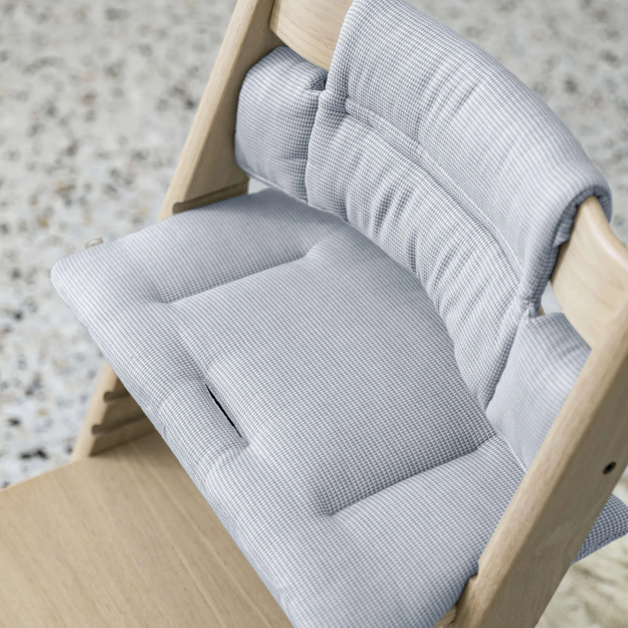 Stokke Tripp Trapp High Chair² Oak with Cushion   Stokke Tray